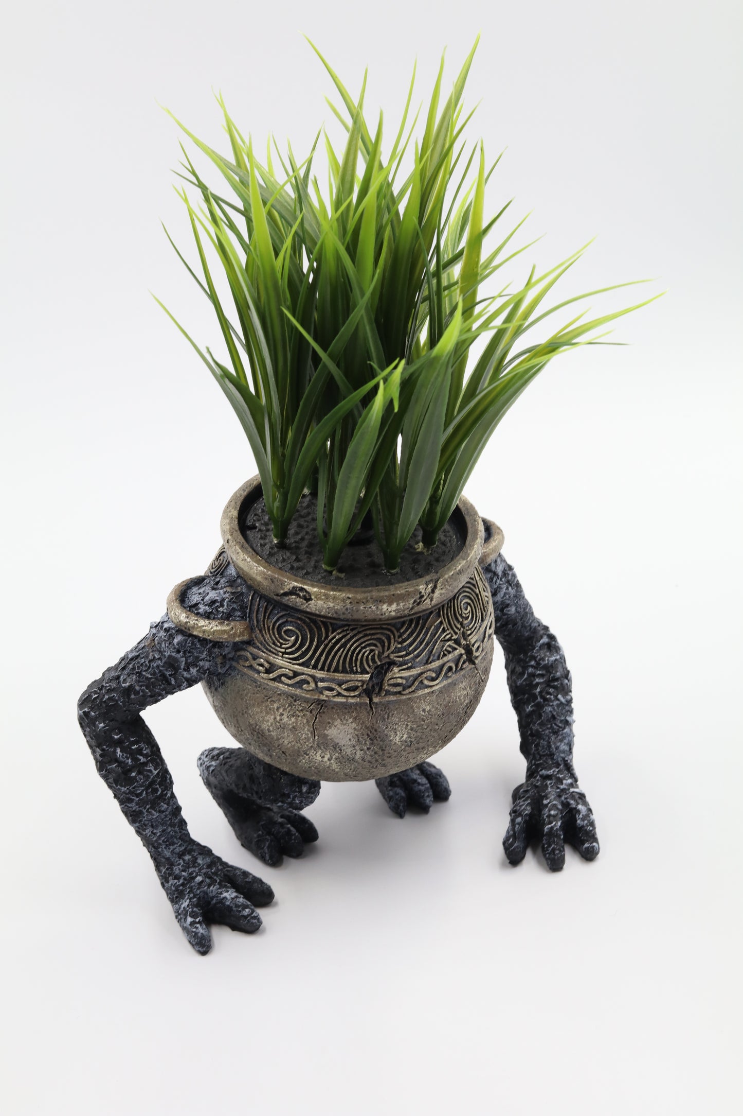 Elden Ring Inspired Iron Pot Jar Deluxe Planter