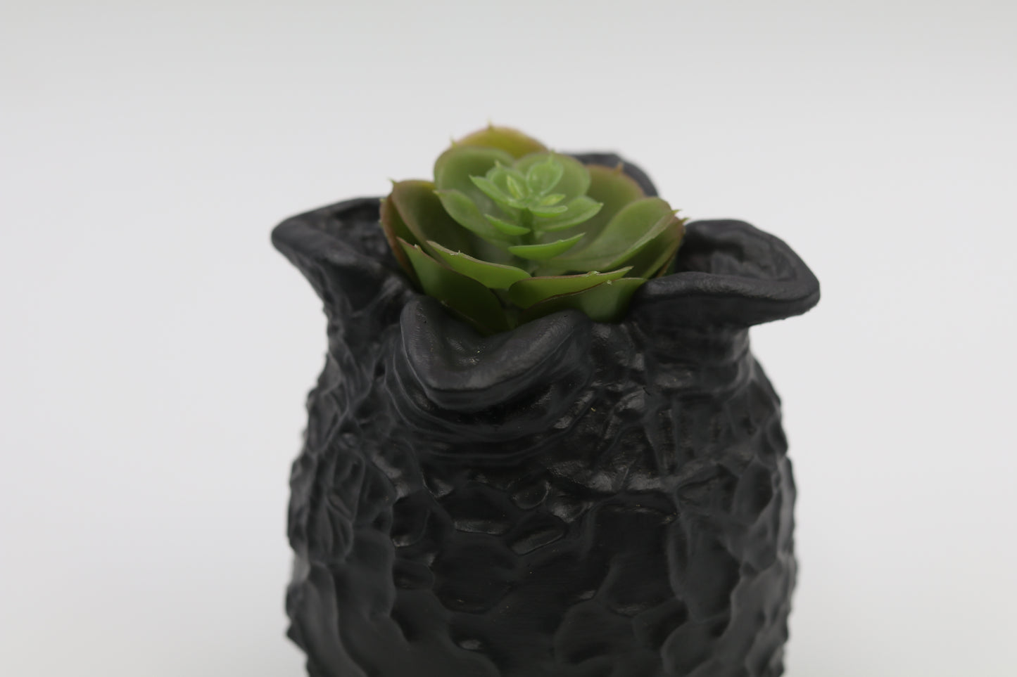 Alien Xenomorph Egg Desk Planter